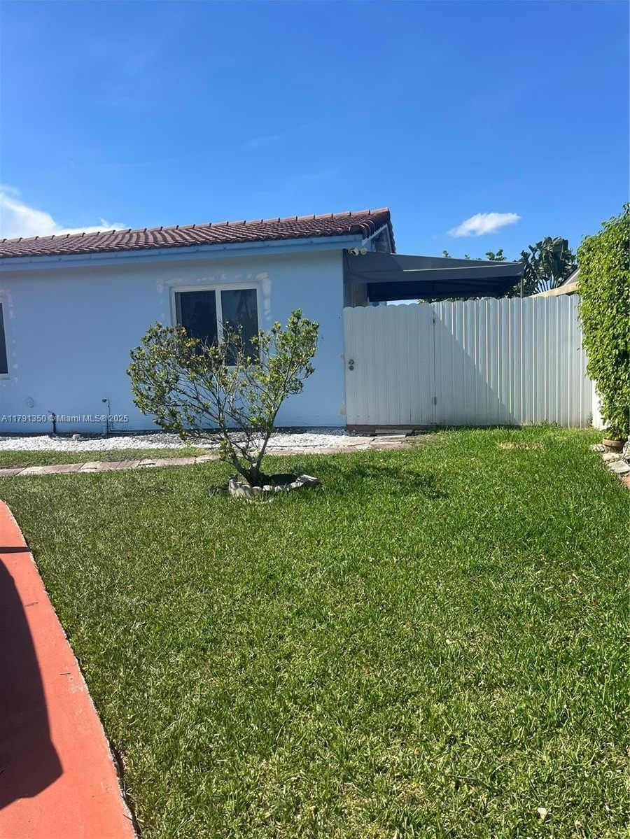 3325 SW Village Green Dr