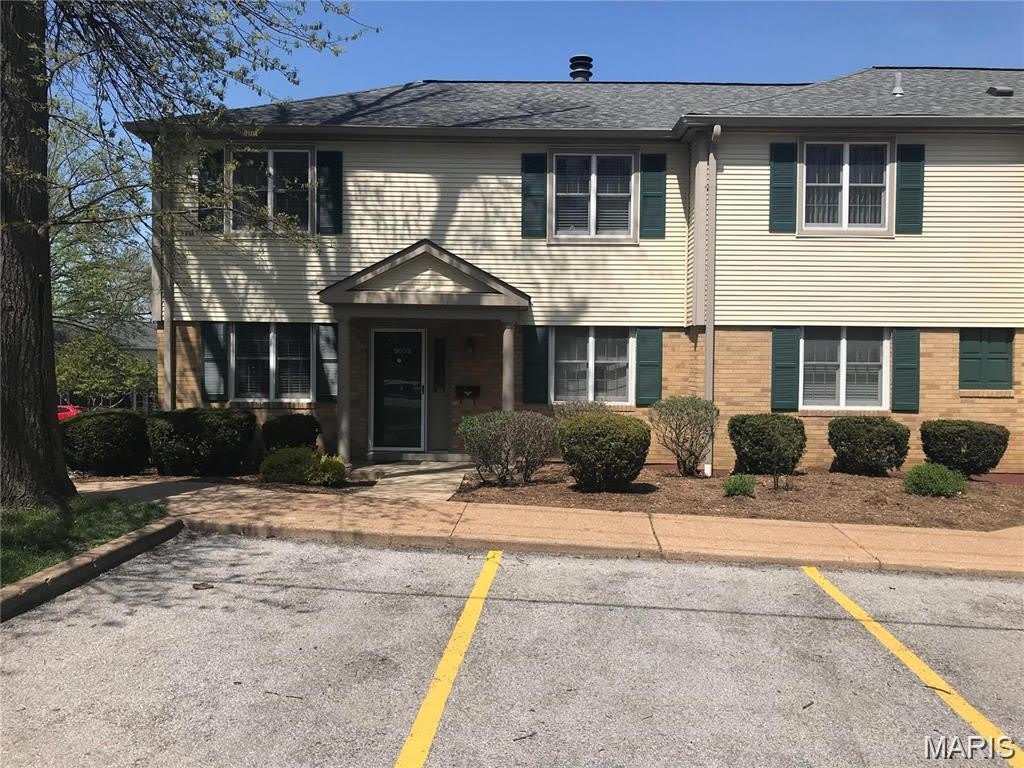 9035 West Swan Circle