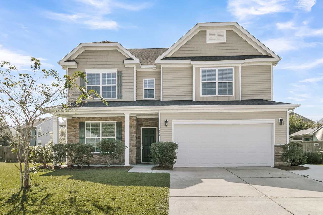 5 Bedroom 3 Bath Home Located in Sophia Landing in Goose Creek