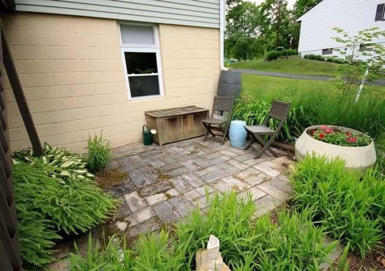 1 Bed/1Bath Lower-Level Apartment