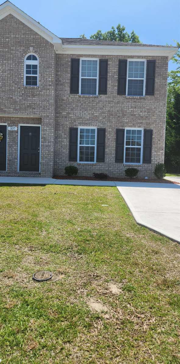 337 South Pointe Drive - B