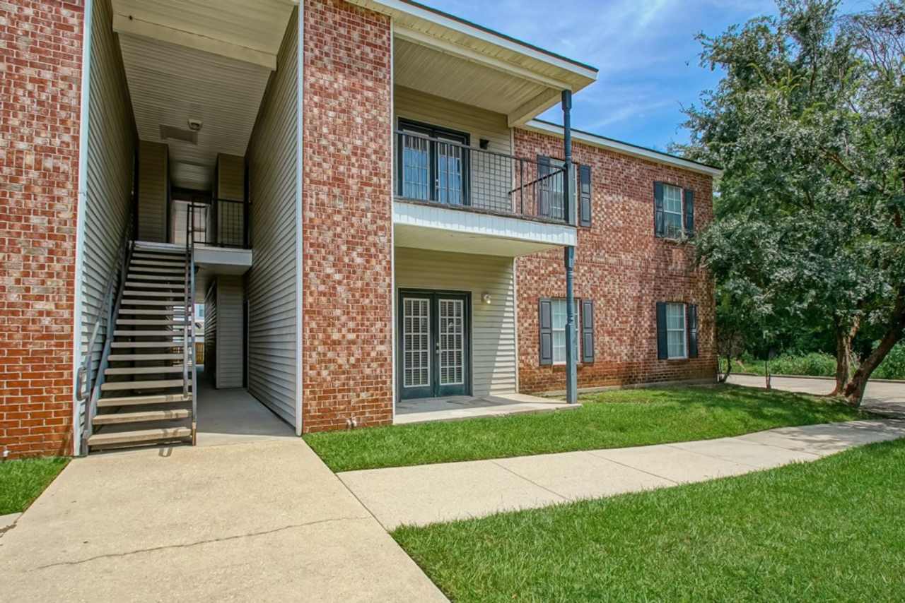 CONDO UNIT IN DENHAM SPRINGS