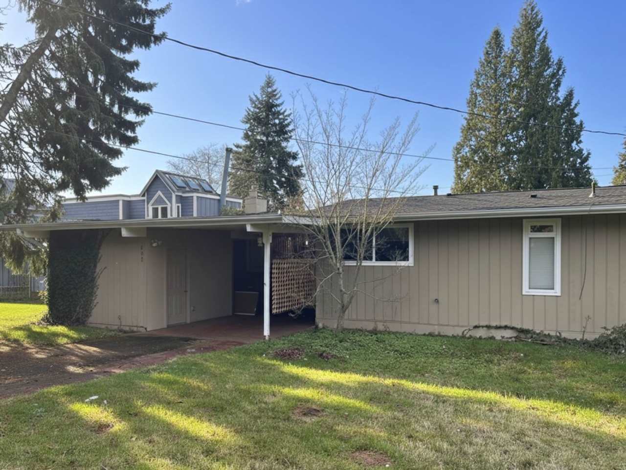 Mid-Century Gem in Kirkland’s Everest Park