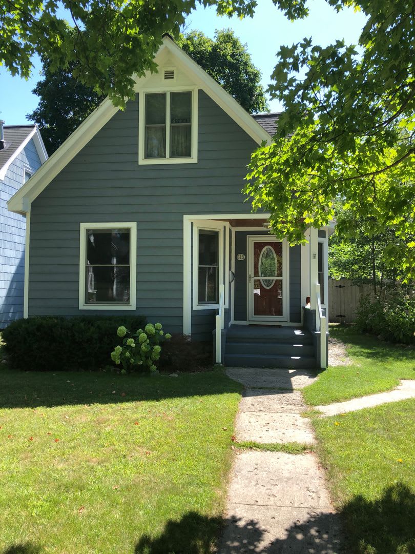 Welcoming Victorian with Modern Comforts **COMING SOON**