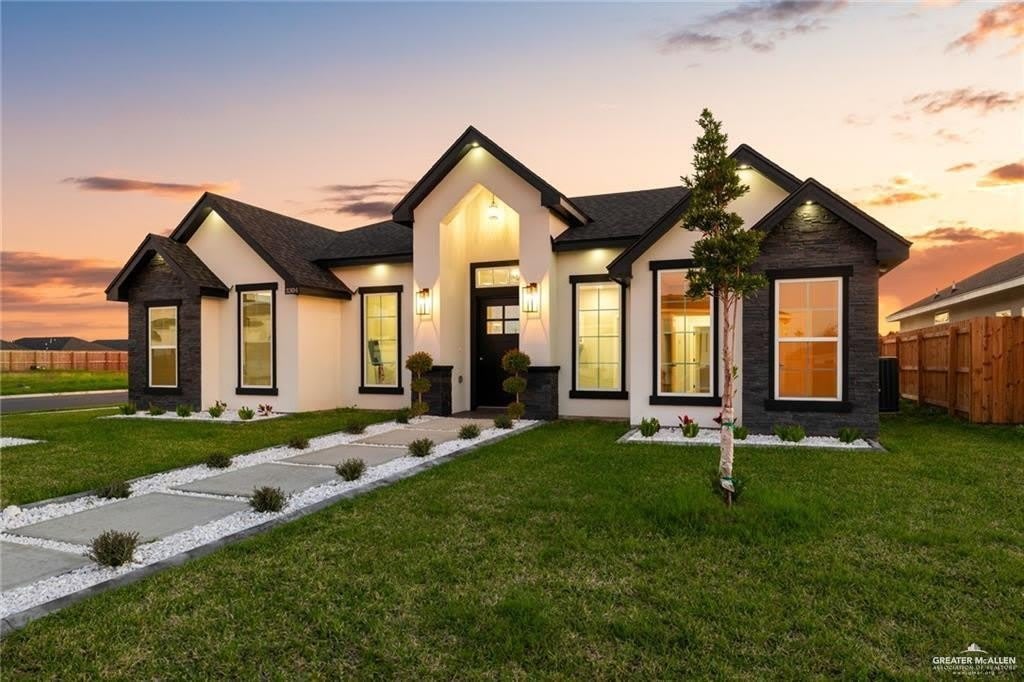 3304 Rabbit Run Avenue