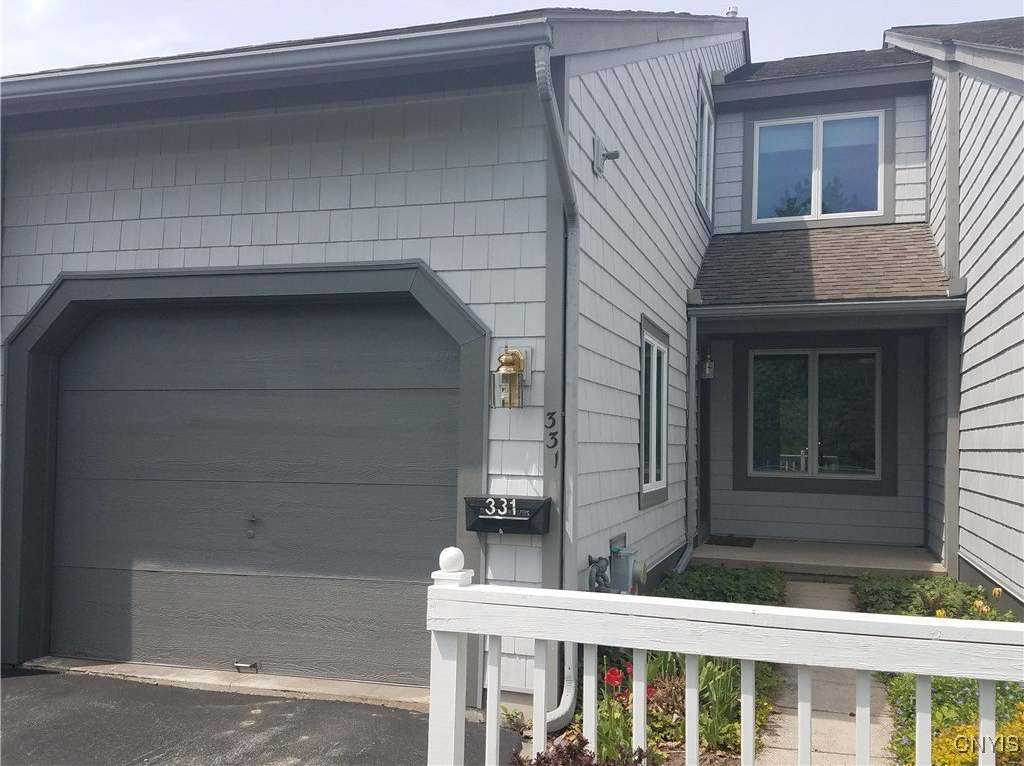 331 Summerhaven Drive N