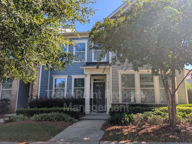 2706 Tranquil Oak Place