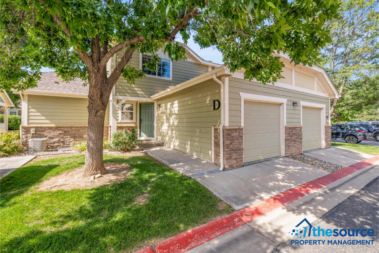 Charming 4 Bedroom 4 Bathroom Townhome in Desirable West Fort Collins!