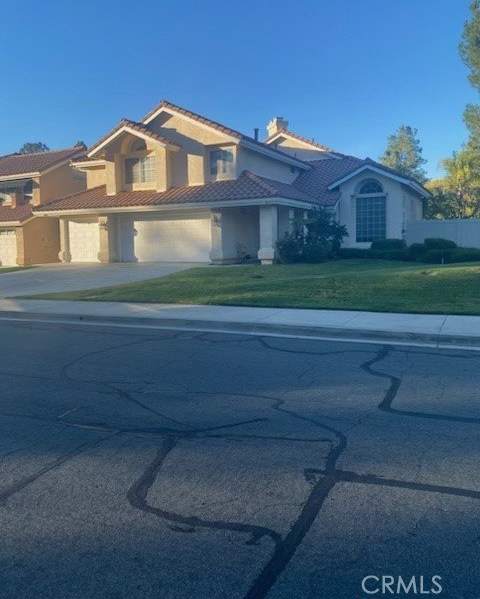 42075 Avenida Vista Ladera