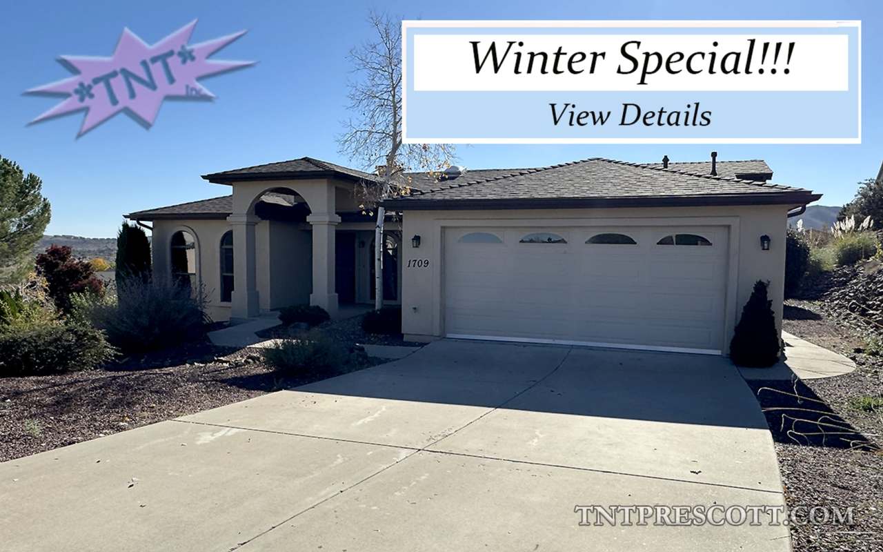 Home in Cliff Rose HOA ~ Winter Special!!