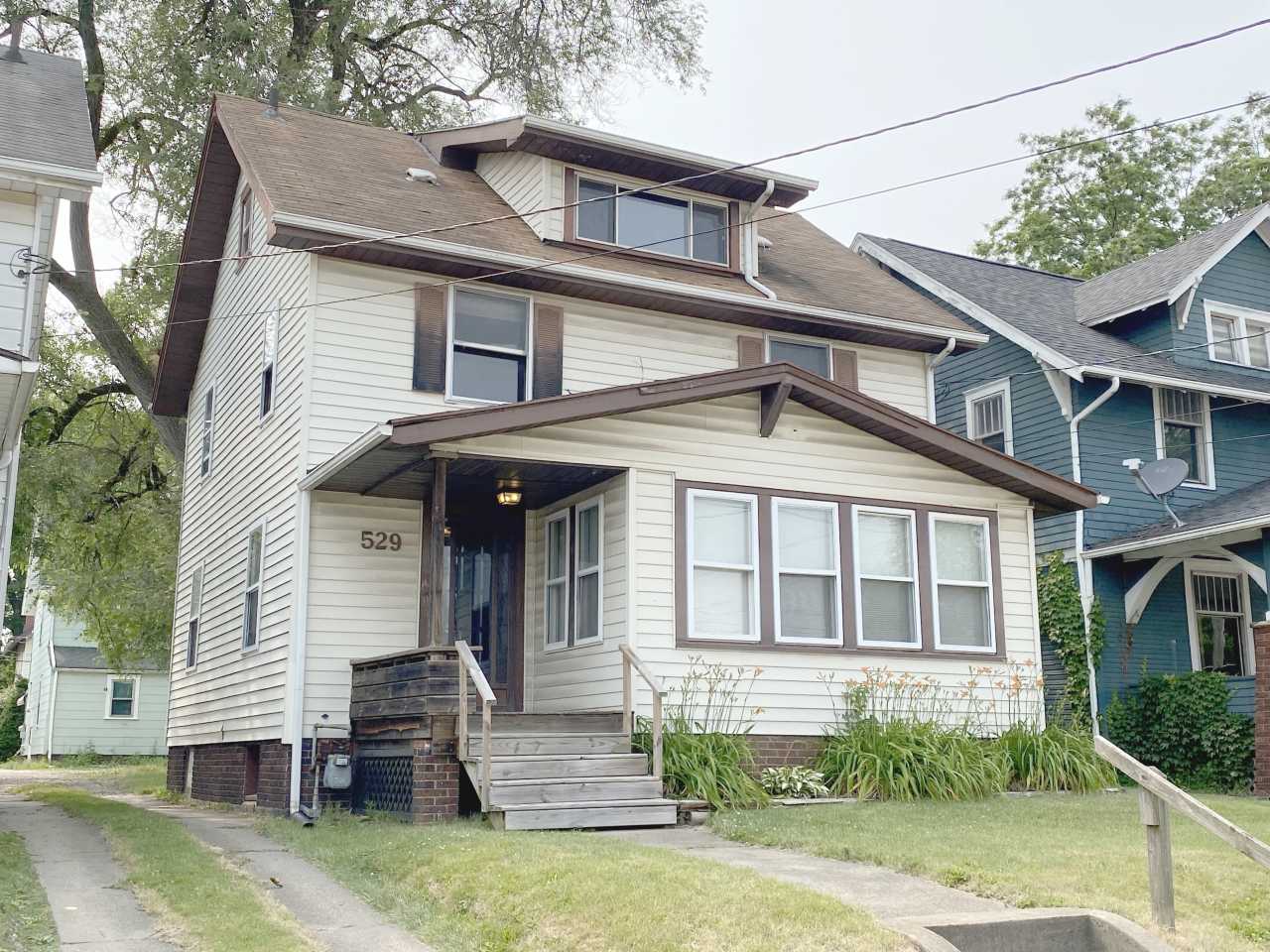 529 Clarendon Ave Nw