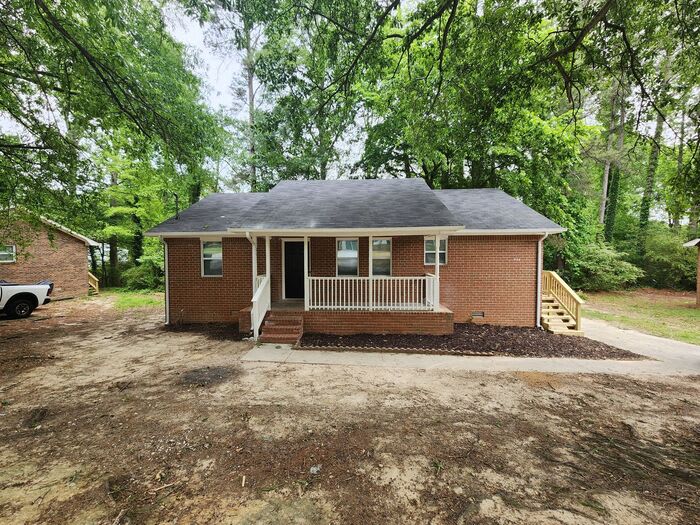 709 West Creek Circle