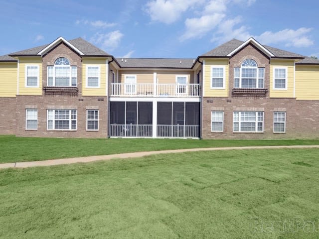 317 Royal Chartres Sq E Unit A21