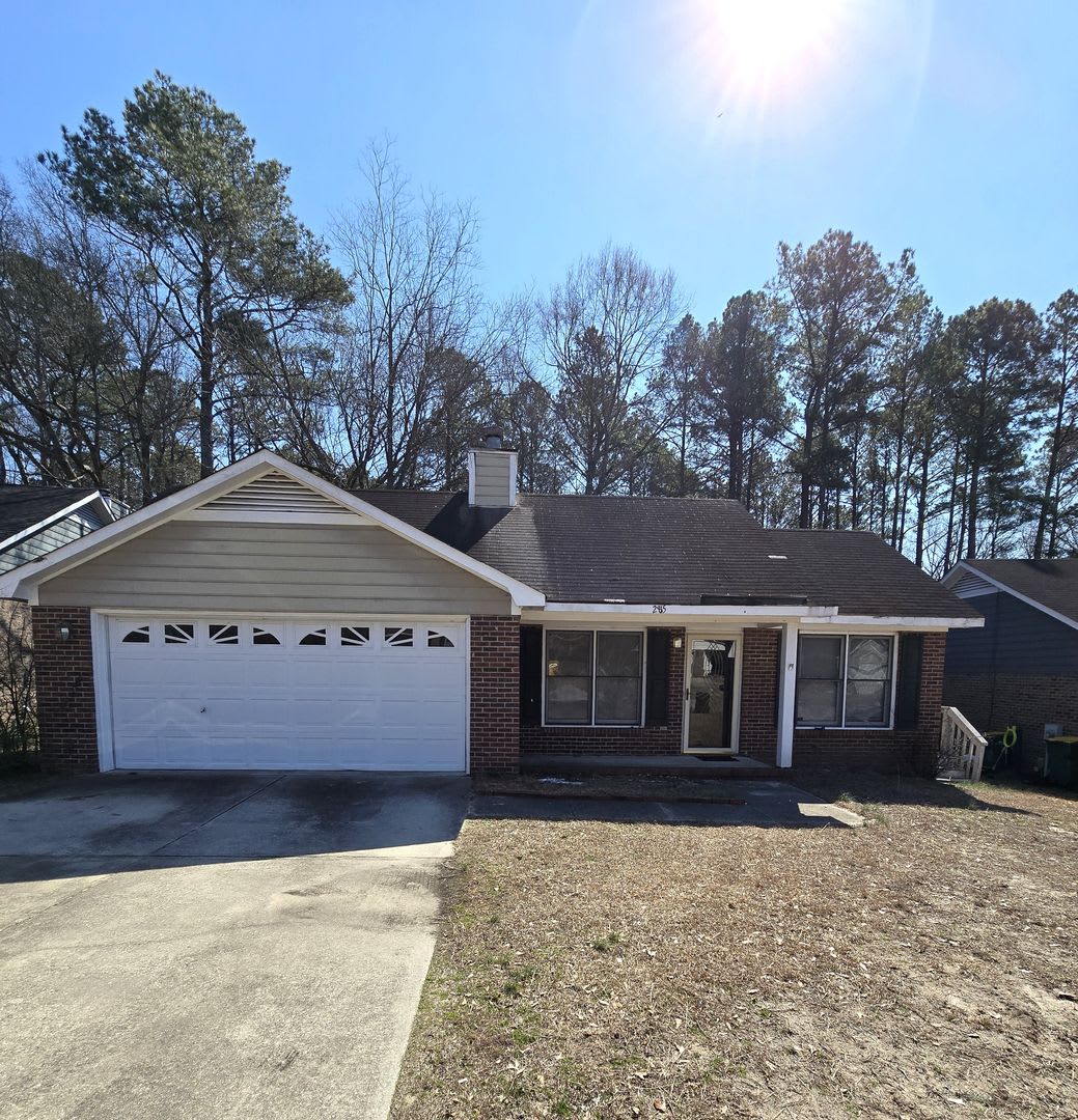 2815 Rosemeade ~ Meadowbrook ~ NEWLY REMODELED ~ $500 OFF 1ST MONTH!!