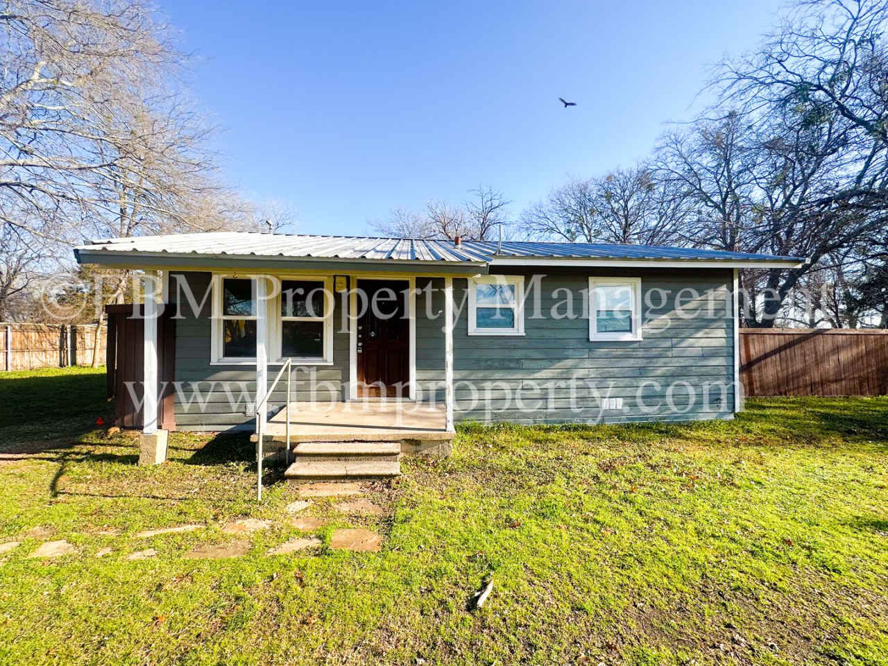 200 Dunlap St - Cozy 3 Bedroom, 2 Bathroom Home in Italy, TX!