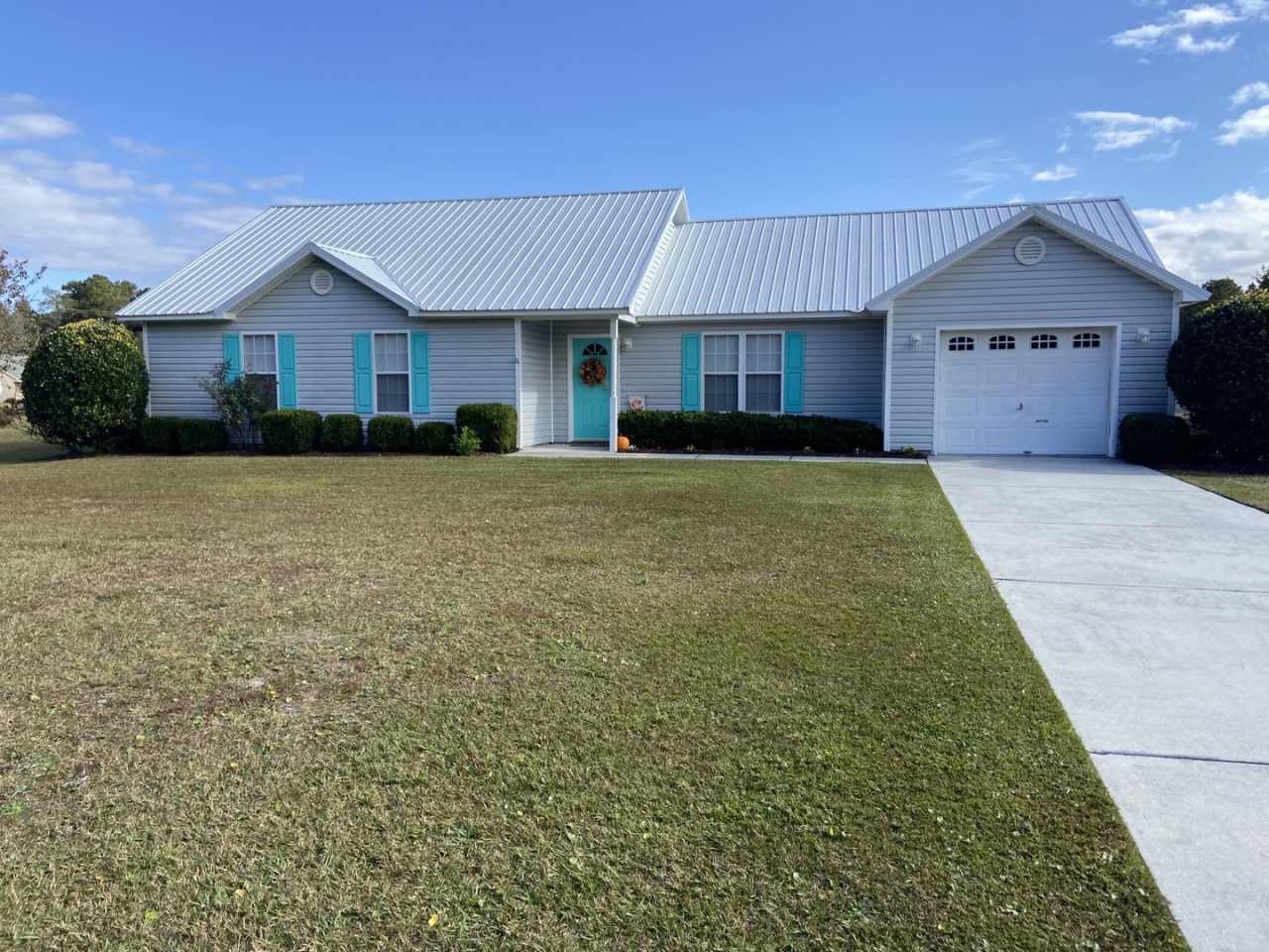 Fully Furnished rental in Pelletier