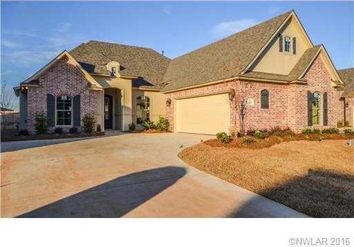 4 Bedroom/3 Bath Home with Bonus Room in Gardens of Southgate