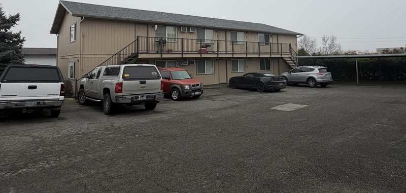 1703 NE Fairview Ave