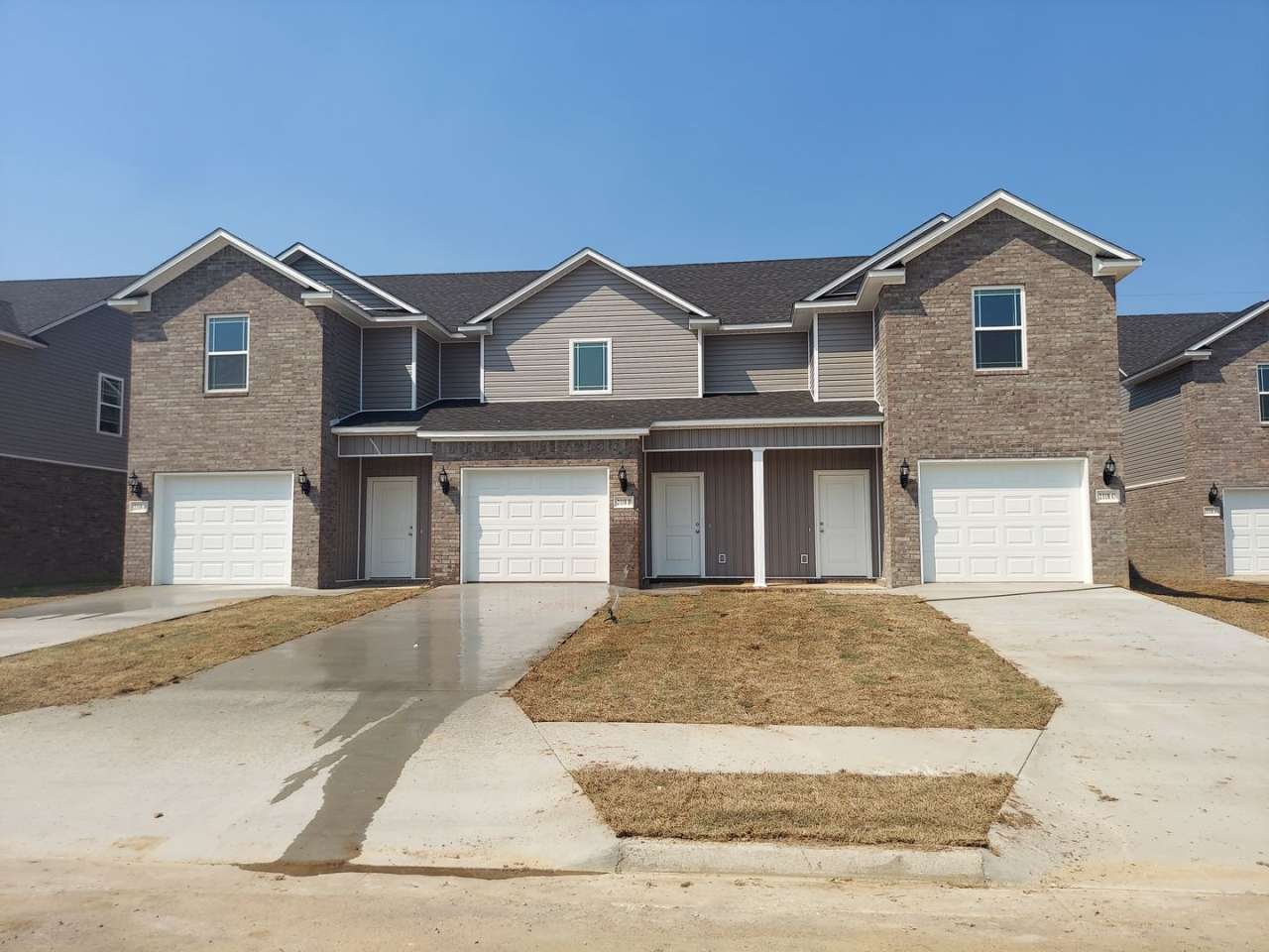 Beautiful 2 Bedroom/2.5 Bathroom Townhome in Alma!