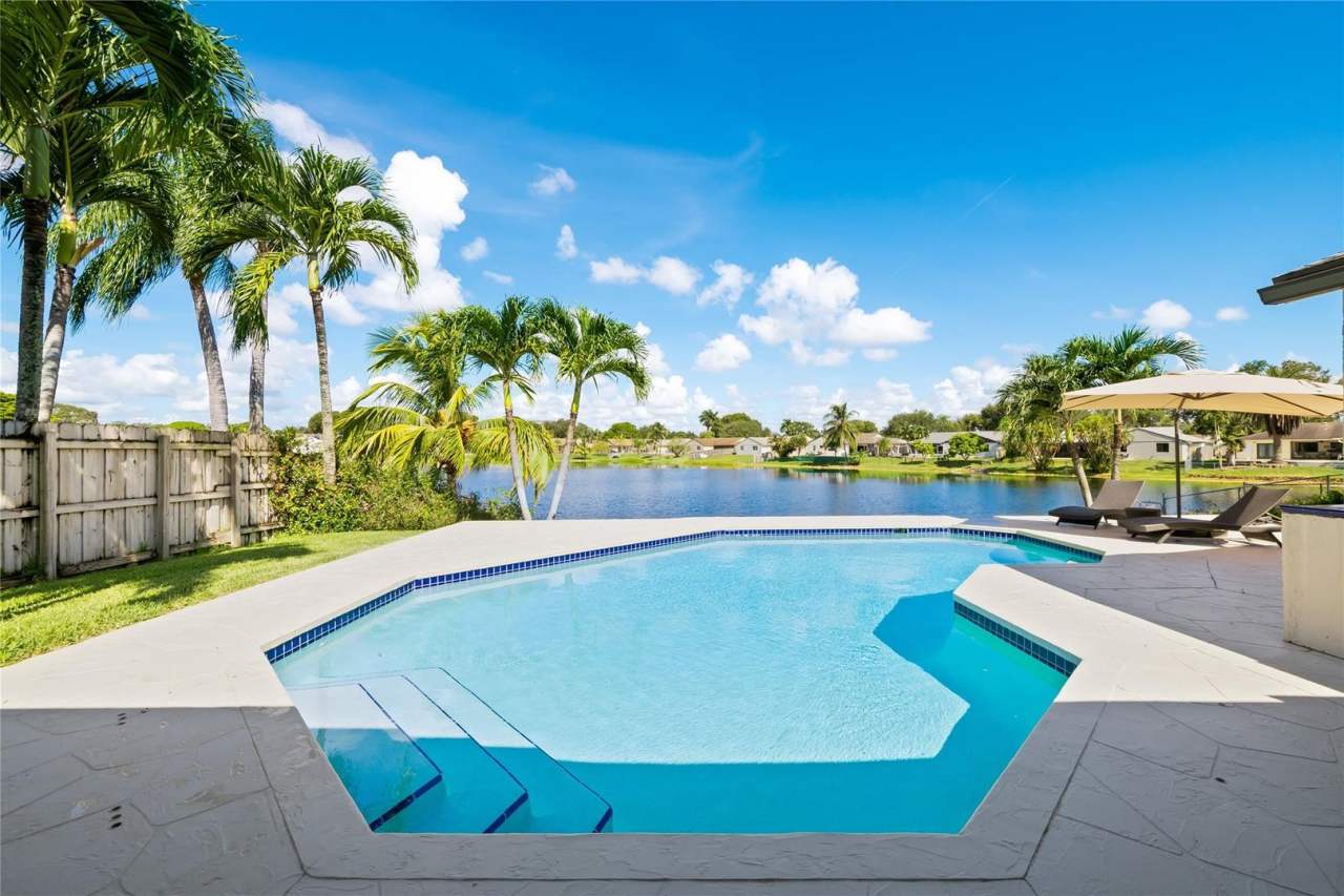 5031 SW 119th Avenue, Cooper City, FL 33330