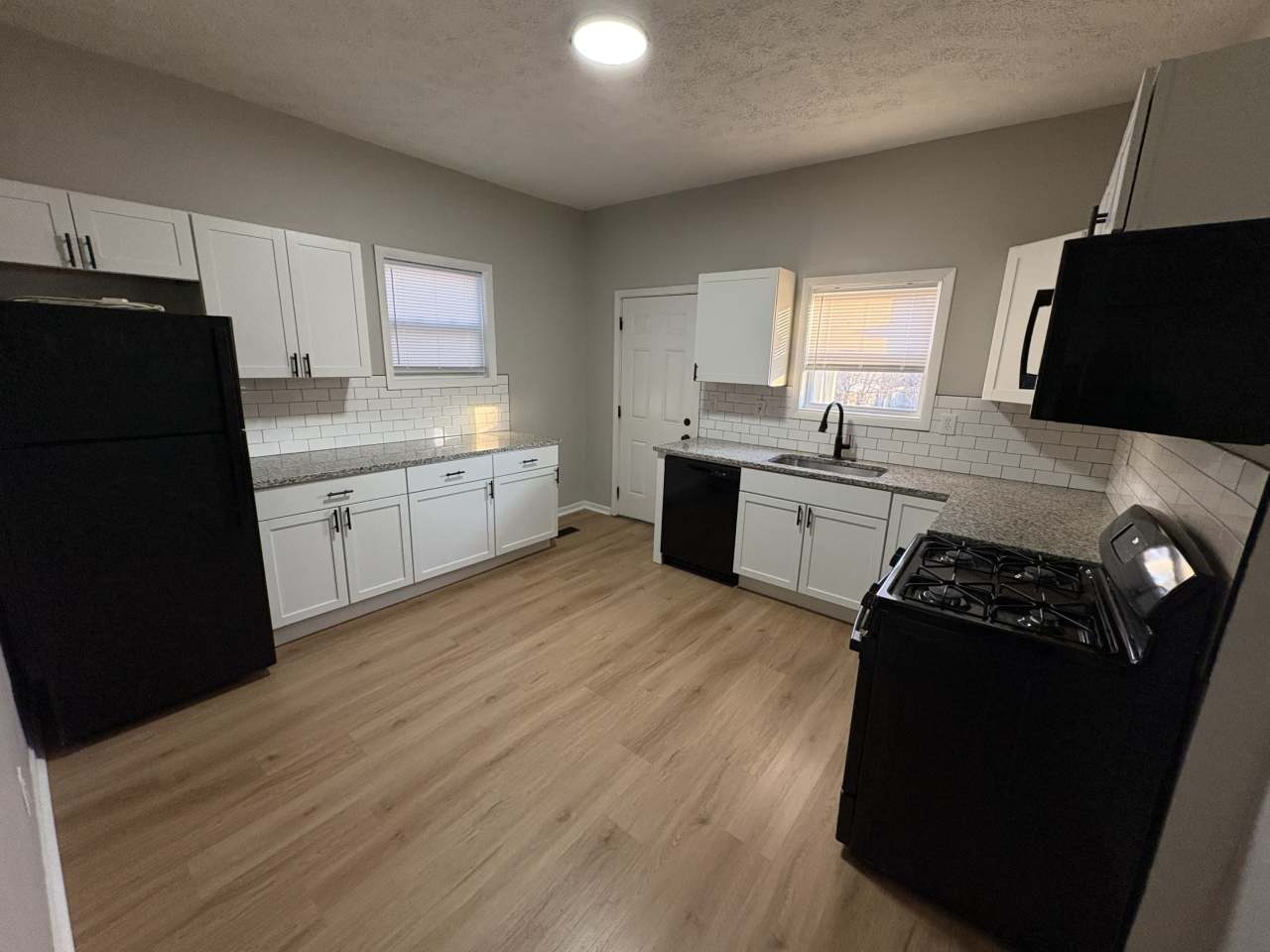 855-857 W. Rich St - 855