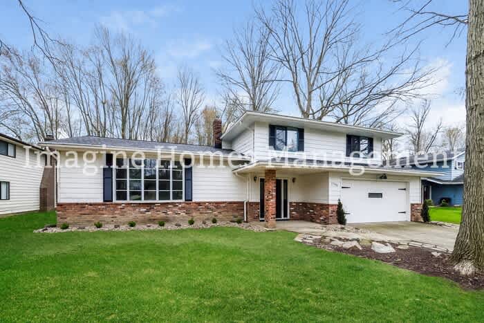 33290 Cromwell Drive