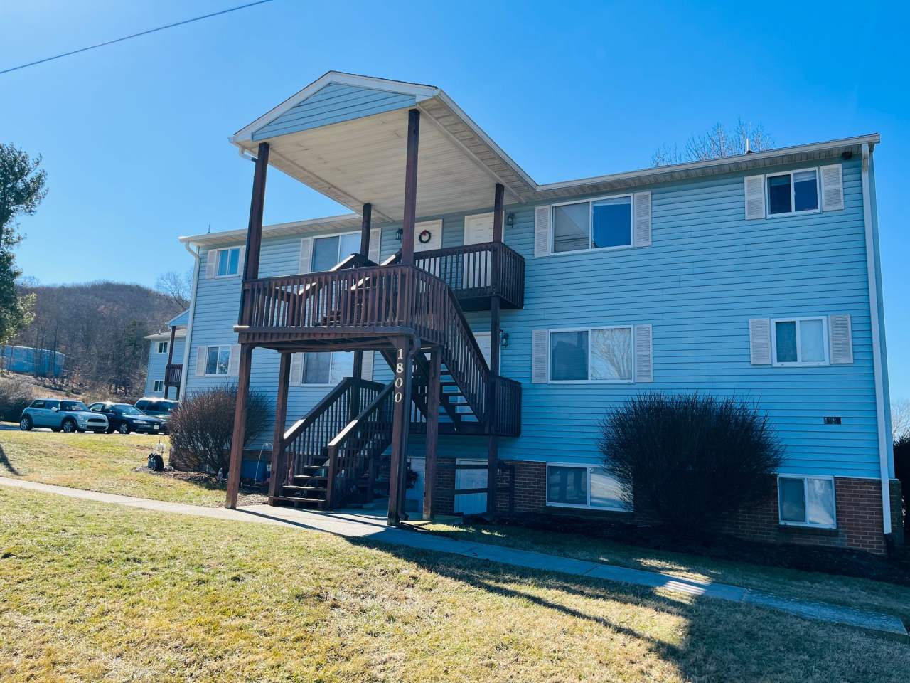 3 Bedroom, 2 Bath Apartment