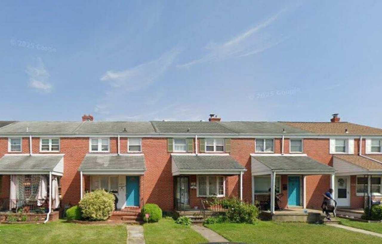 1917 Wareham 3BR 2 Bath in Dundalk READY FOR YOUR NEXT HOME?