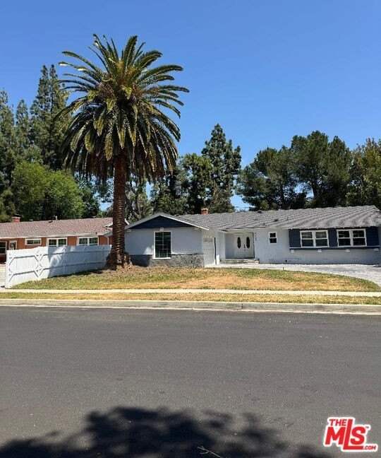 8408 Fable Ave