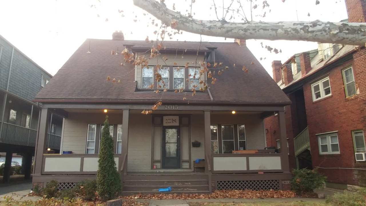 5 Bedroom House - Walking distance from Central Campus