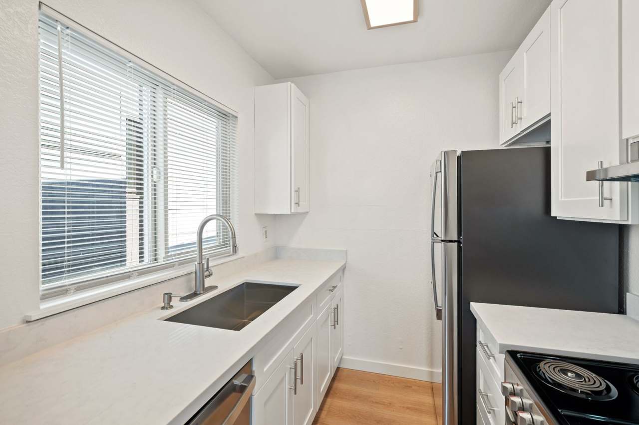 Pine Street Apartments