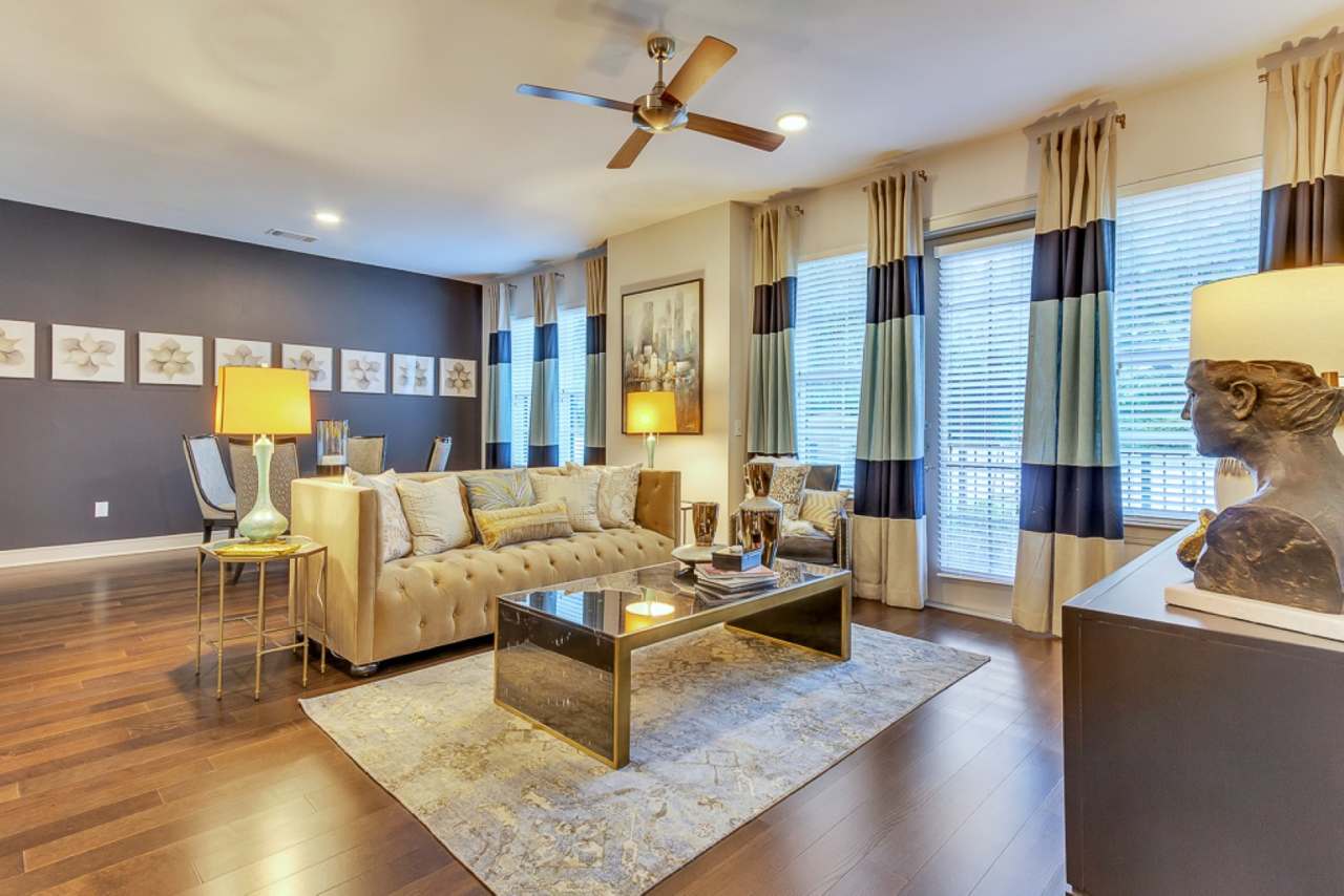 The Laurel Preston Hollow