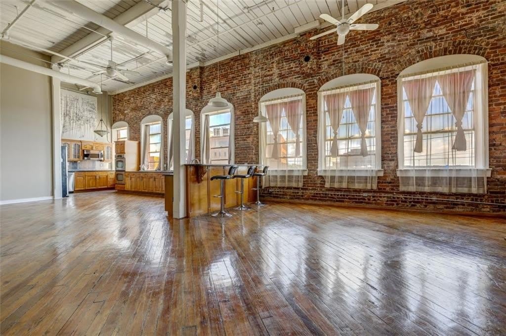 161 Mangum Street unit: 302