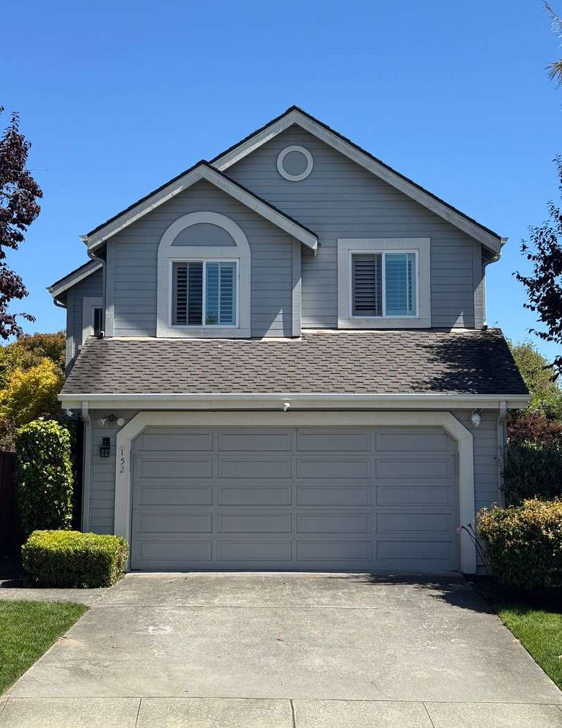 Beautiful 3bd/2.5 bath Single Family Home