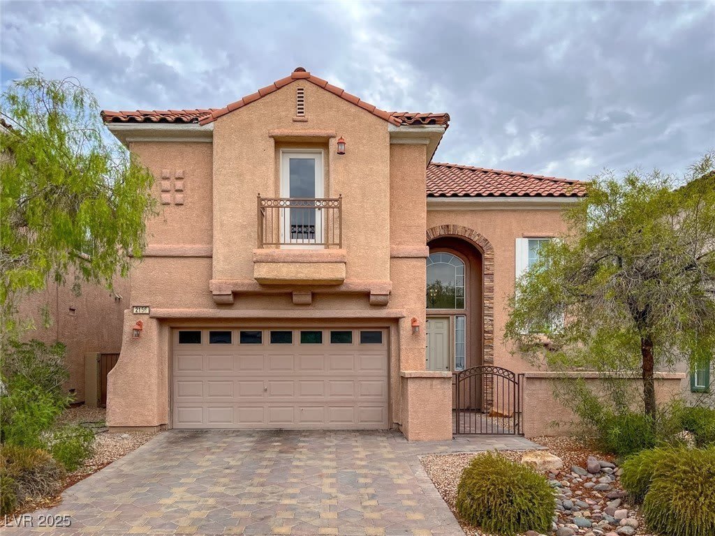 2156 Summer Home Street