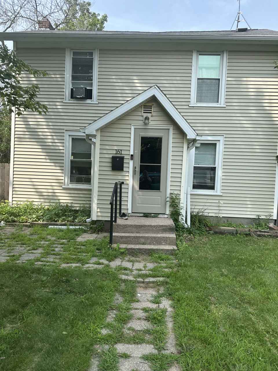 161 17th Street North