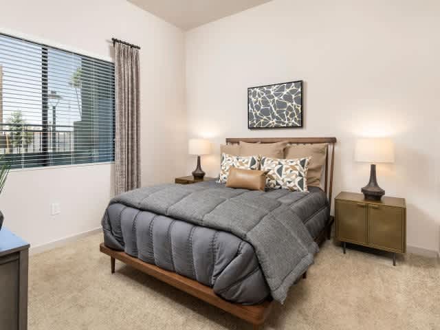 8727 W Mcdowell Rd Unit C31