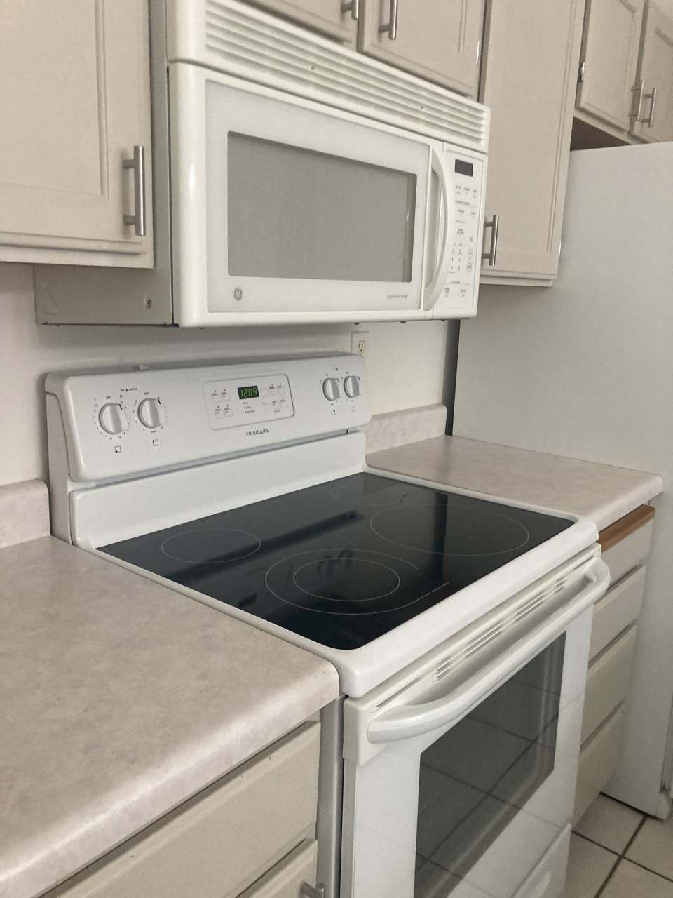 1546 West 3280 South