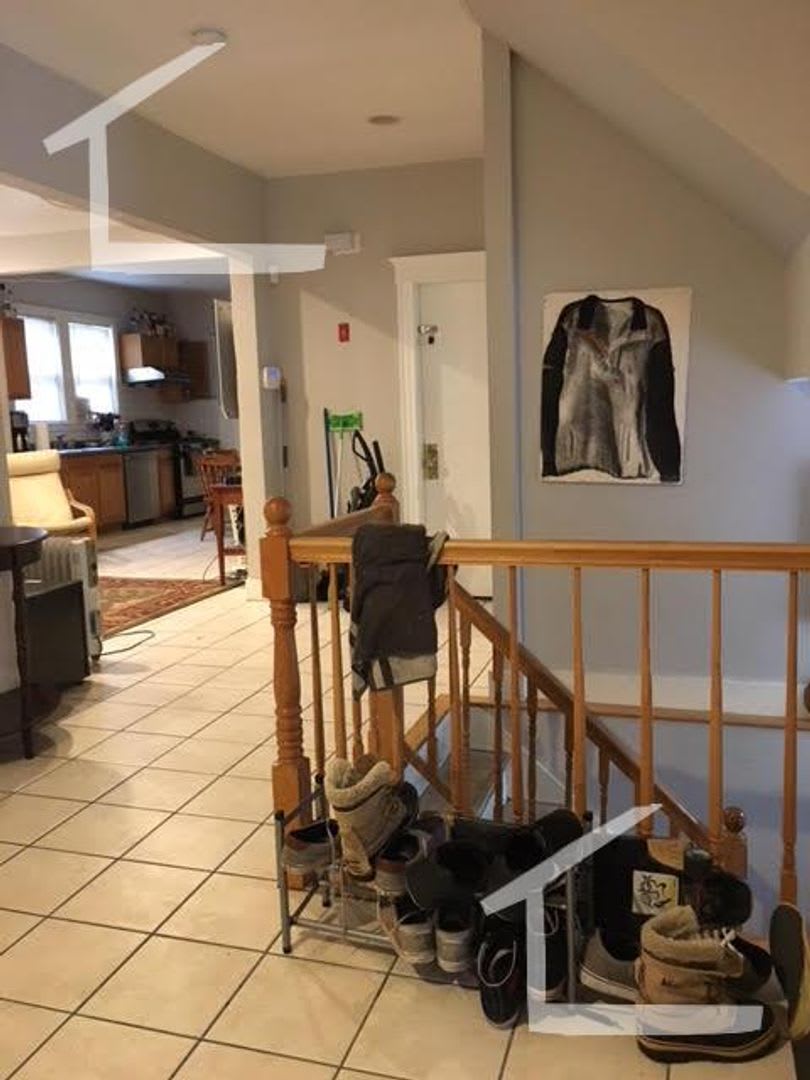 Huge 6 bed in Allston