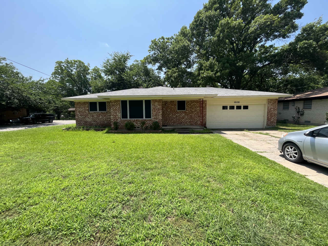 1506 Elizabeth Street