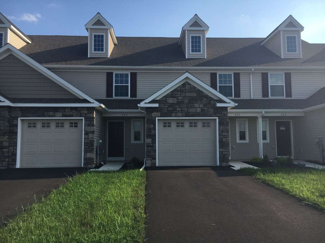 Beautiful 3 Bedroom Townhome in Mt. Joy