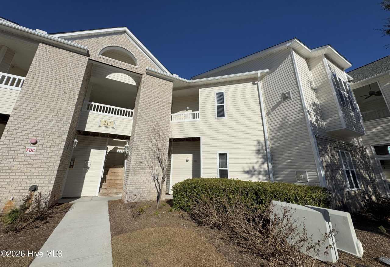 211 Fullford Lane unit: 204