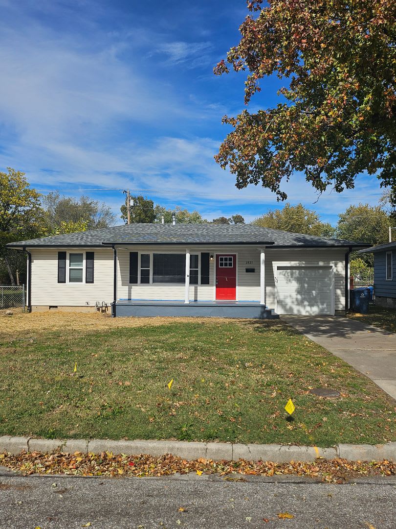 For Rent – Beautifully Remodeled Home in Excellent Joplin Neighborhood