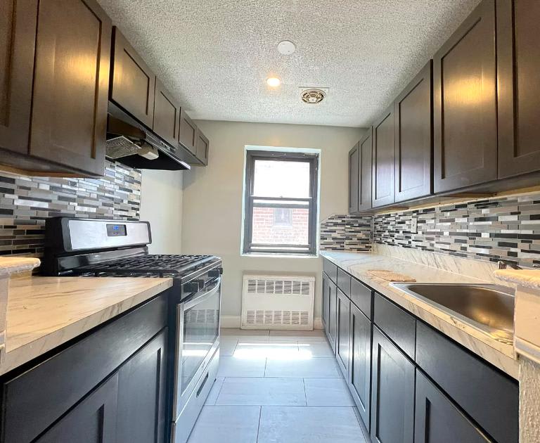 130 Chancellor Avenue