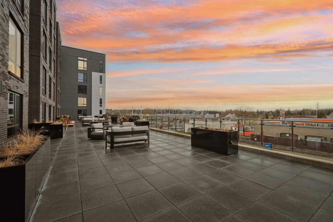 Koz on Alderwood Mall Blvd