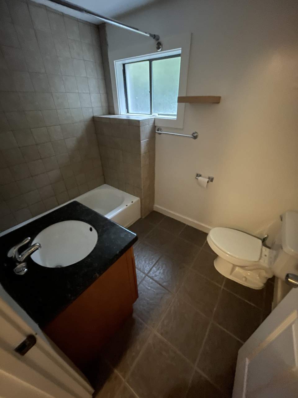 5219 22nd Avenue Northeast