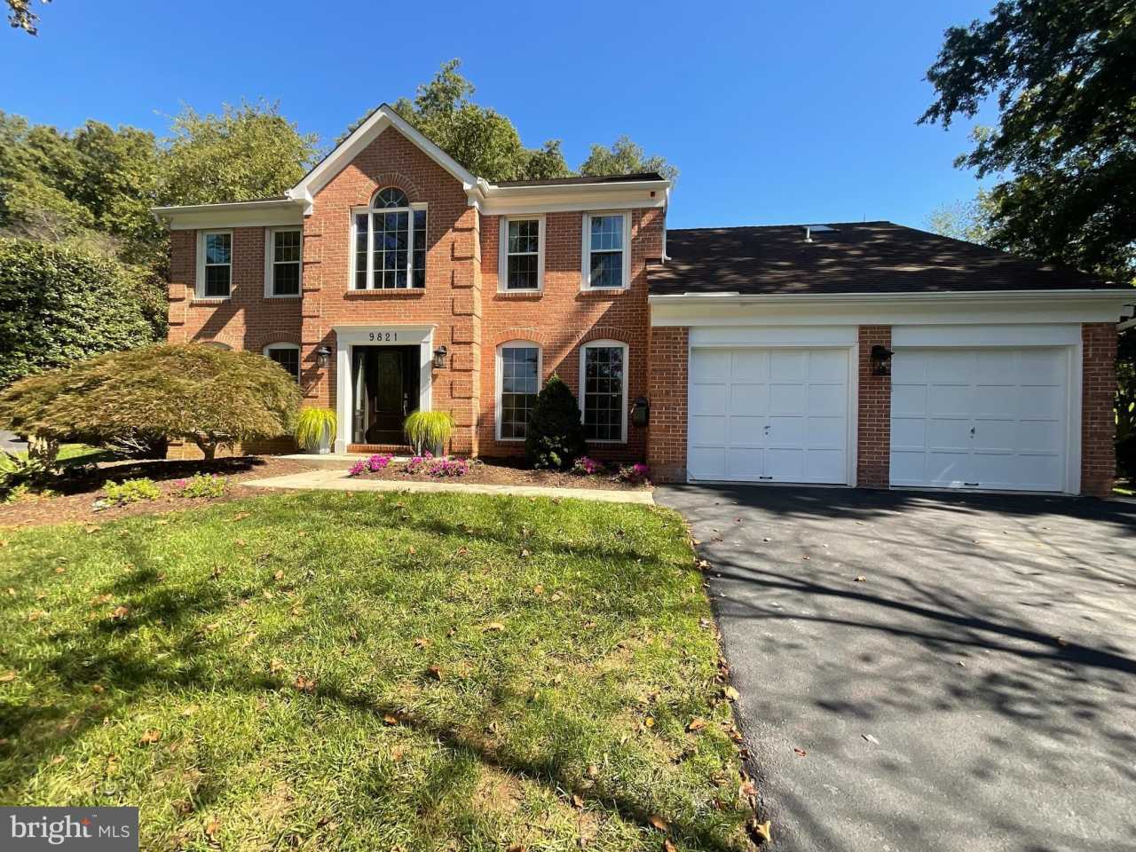 9821 DAYS FARM DRIVE