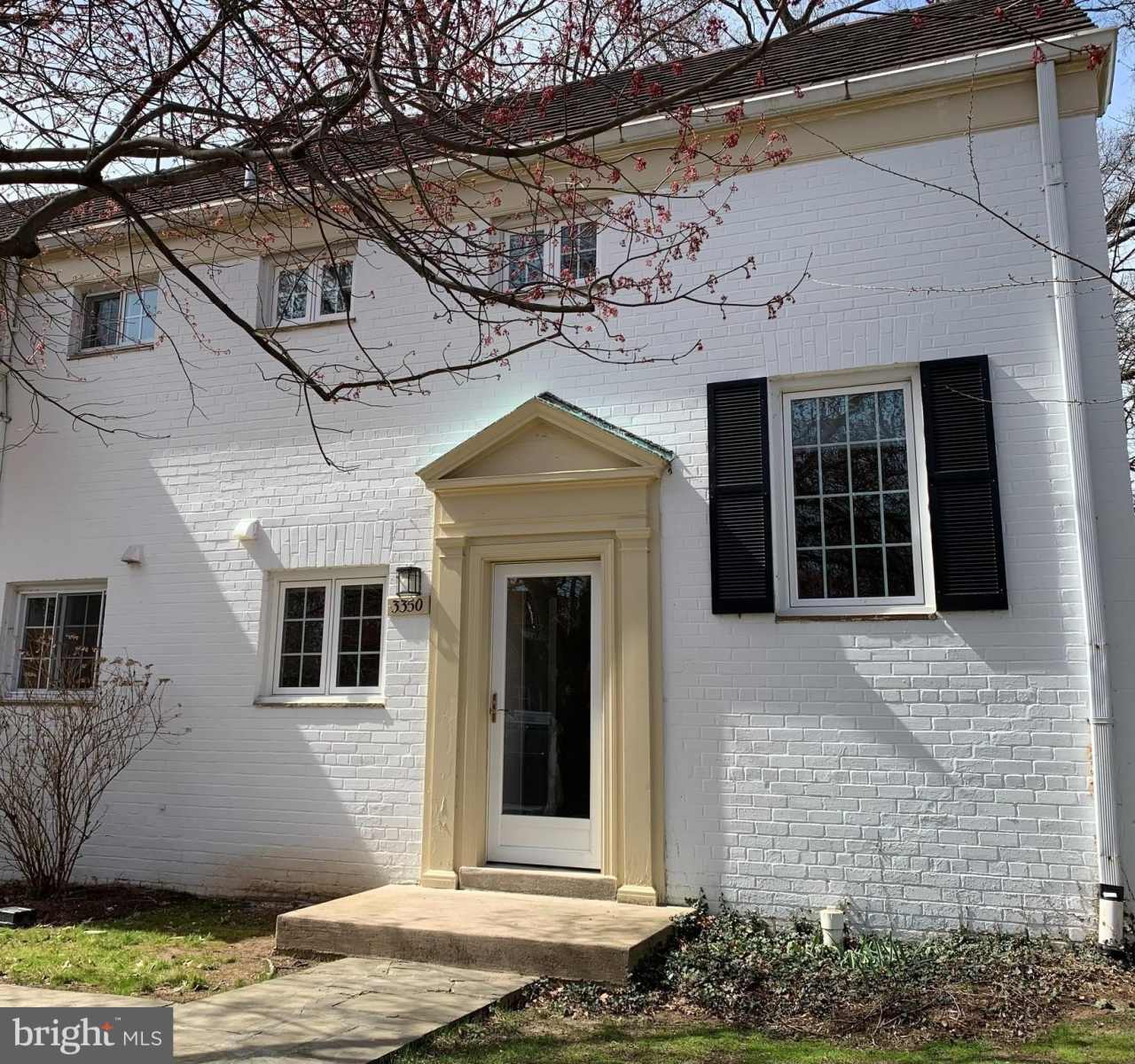 3350 MARTHA CUSTIS DRIVE
