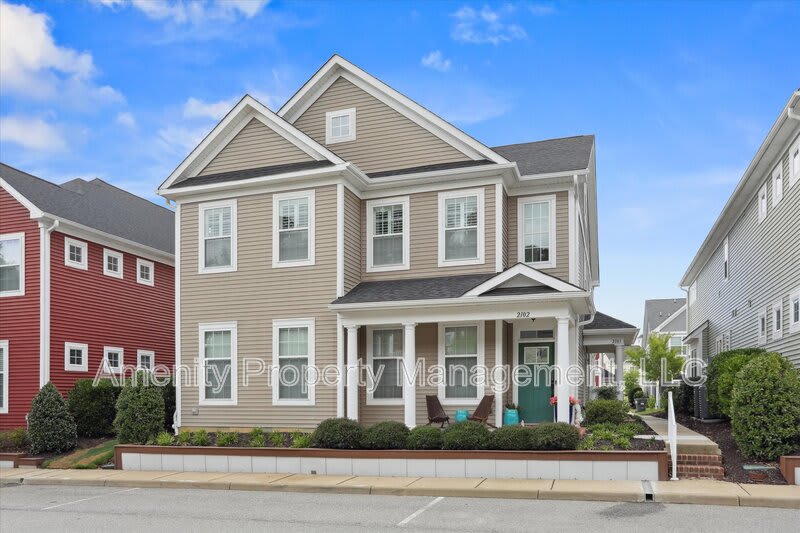2102 Promenade Lane