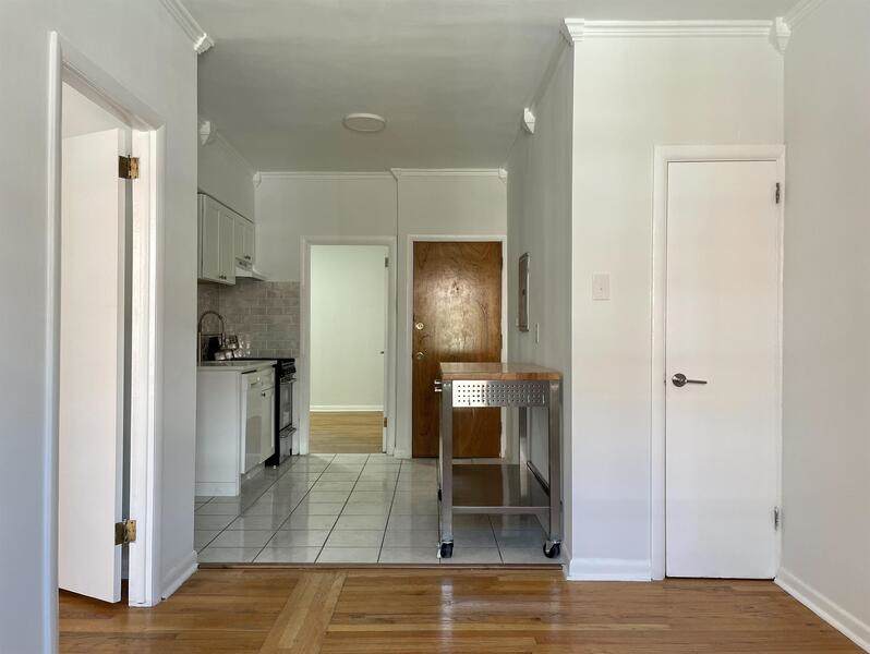 1010 Pine Street - 2F